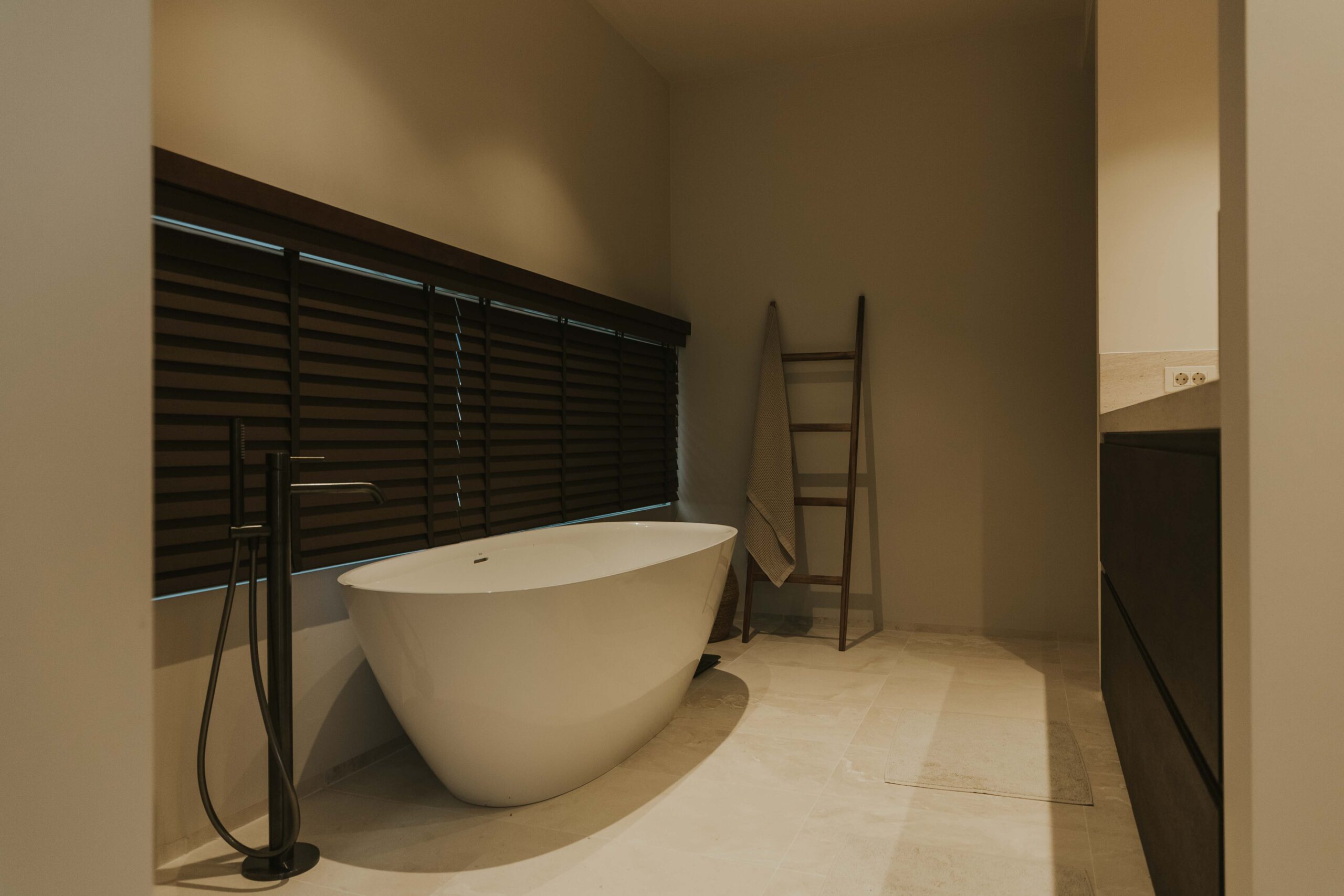 10 Baño y vestidor.TW