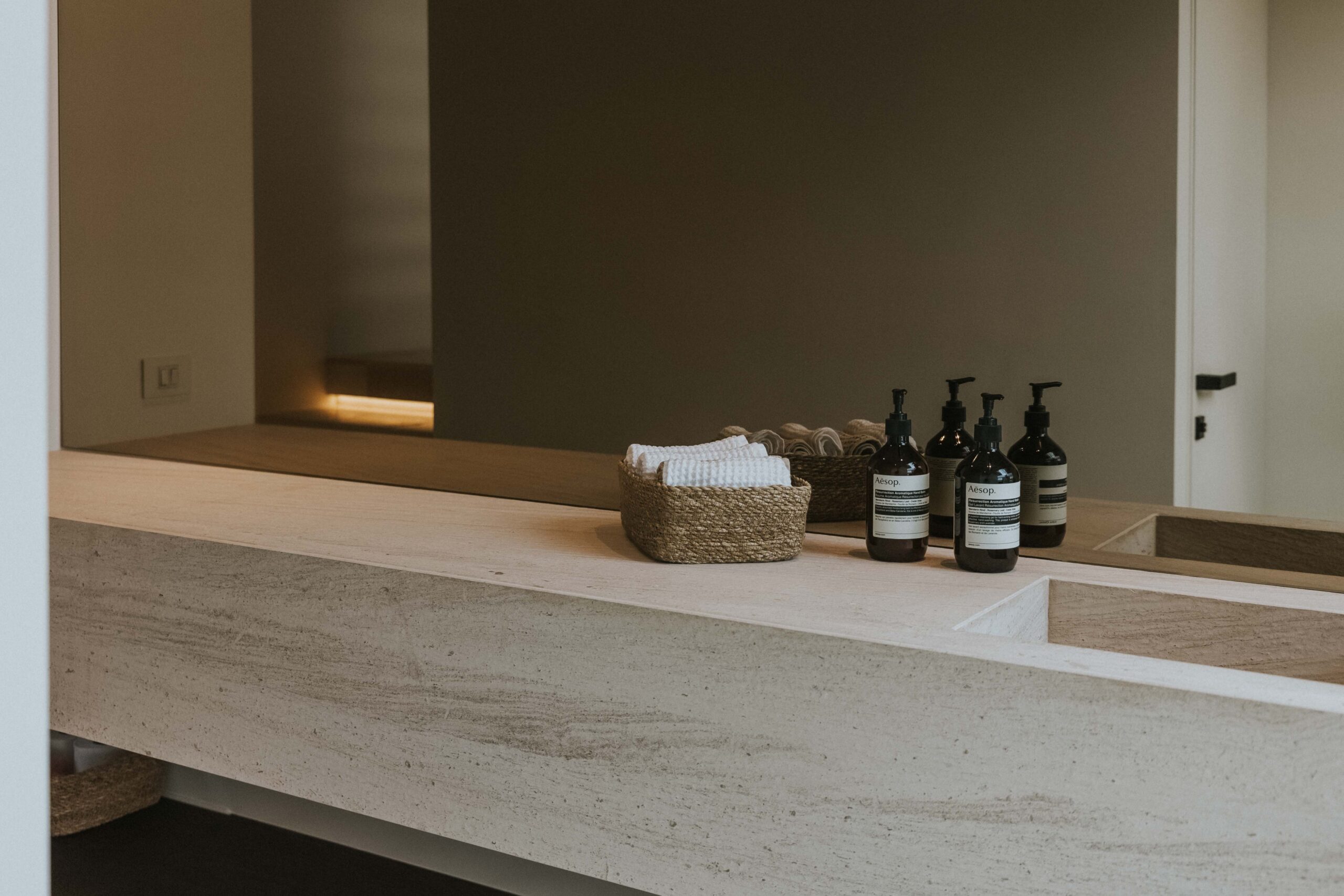 14 Baño encimera de piedra.TW