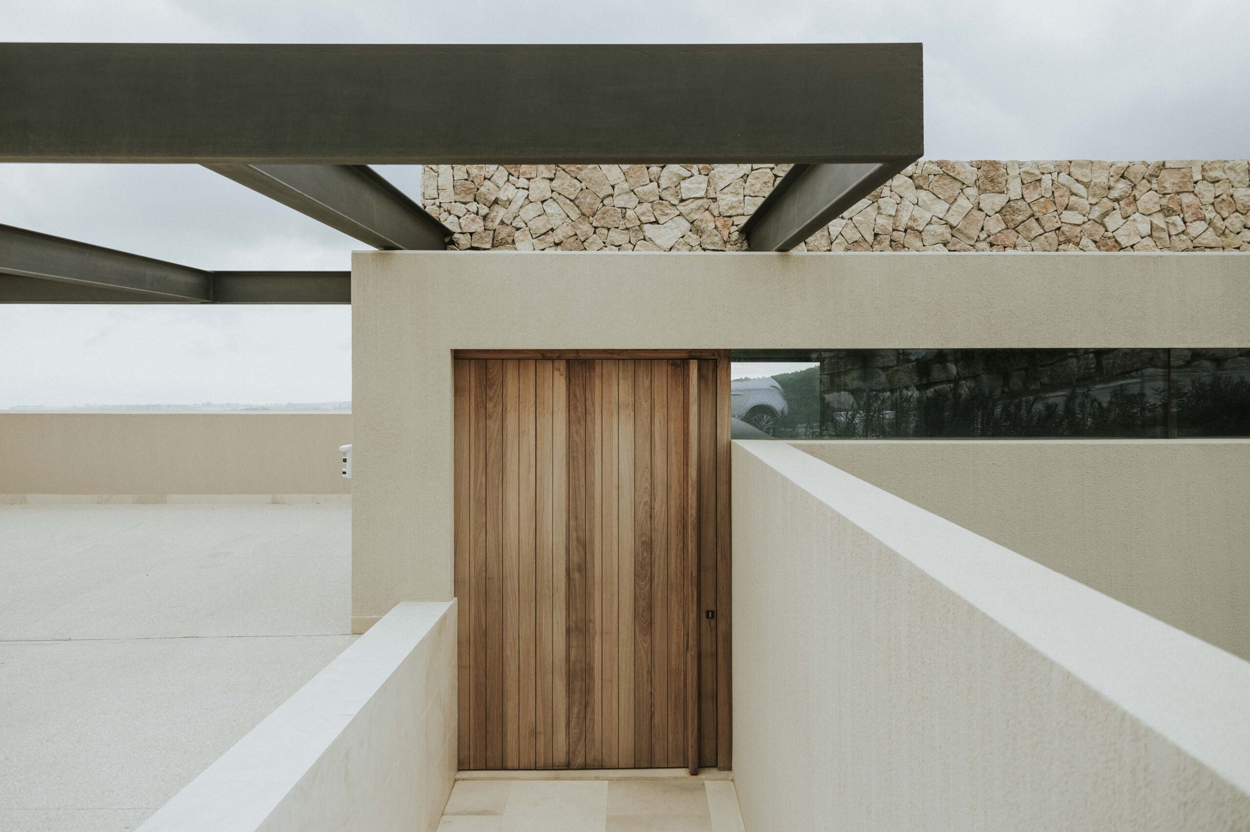 14 Entrada puerta dentro y fuera.TW