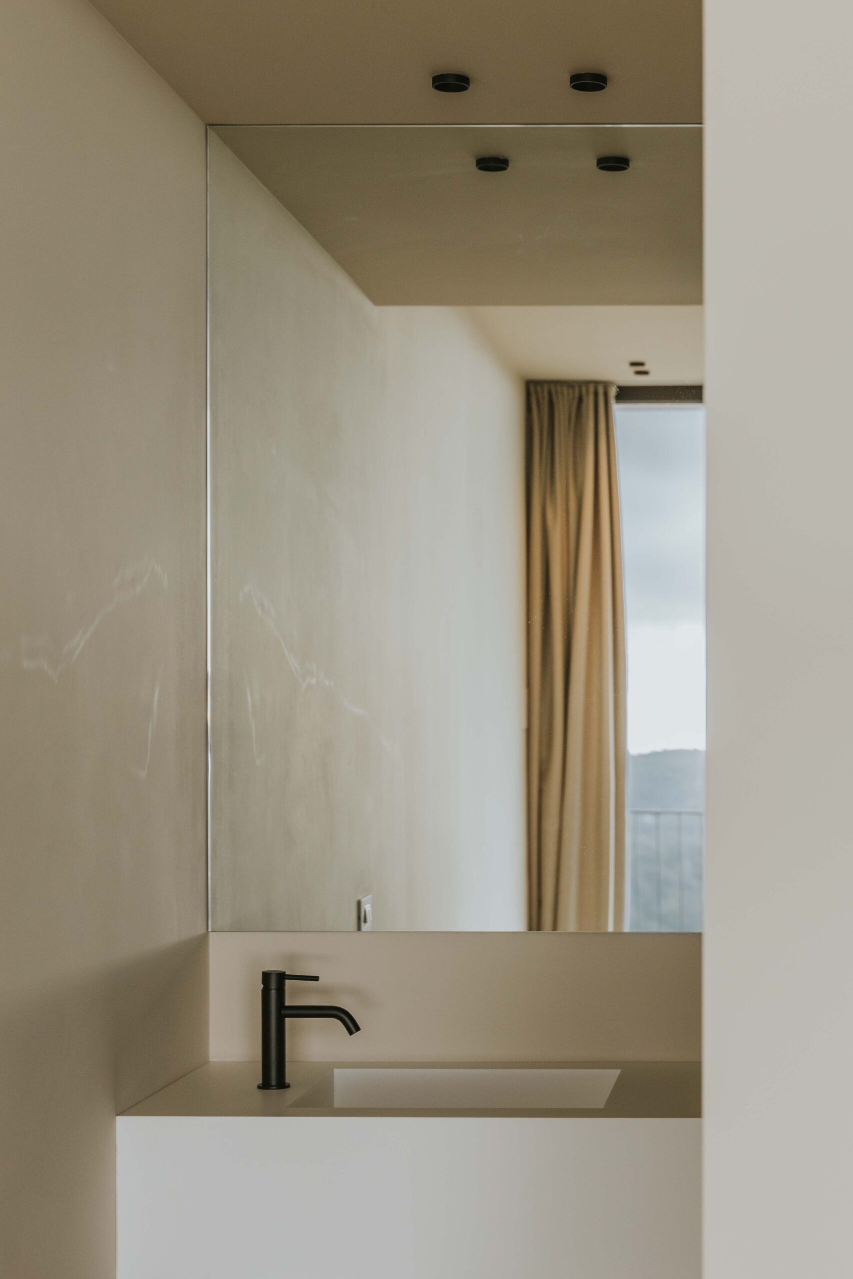 16 Armarios cuartos y baños.TW Suelo y vigas de madera.TW