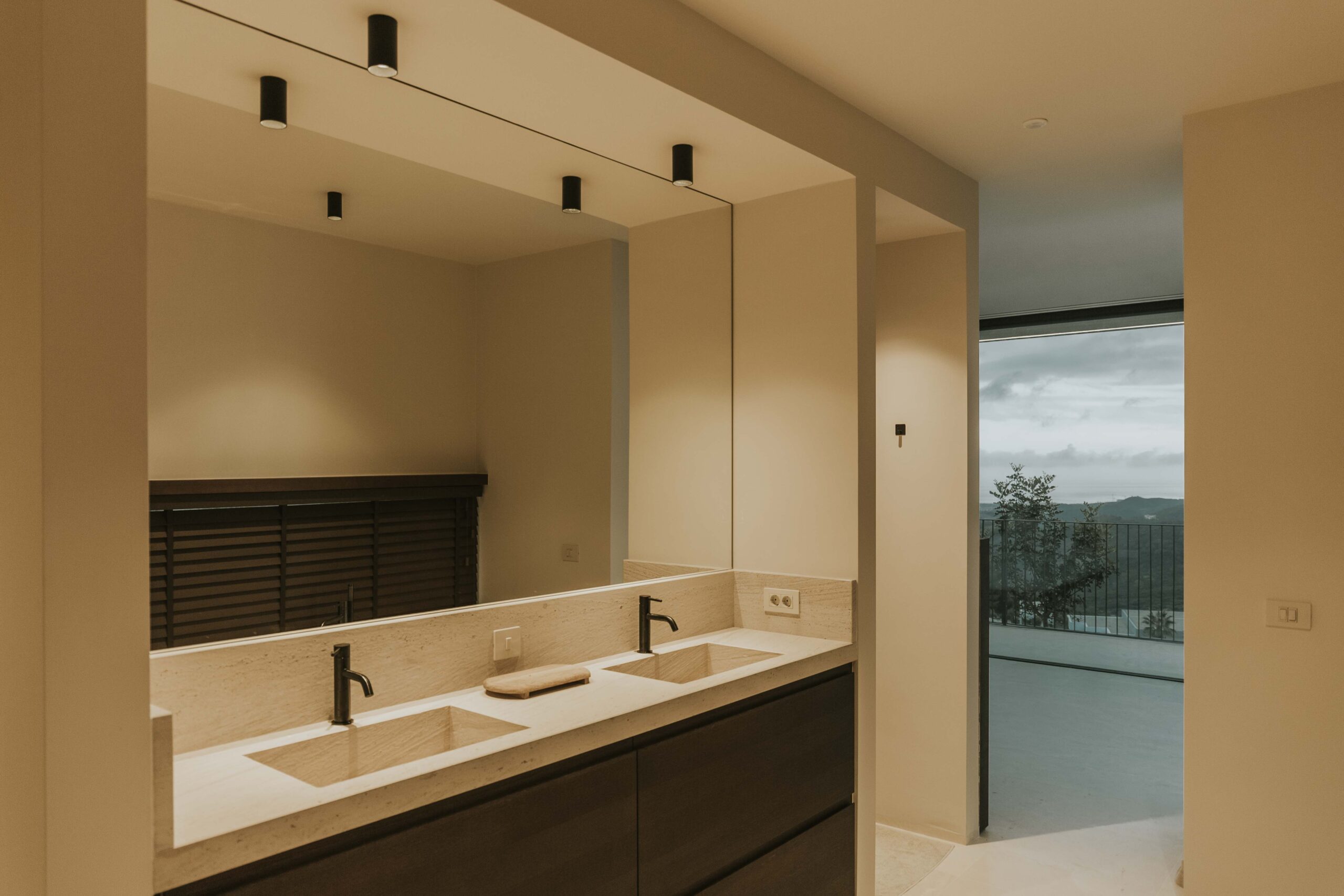 17 Baño y vestidor.TW