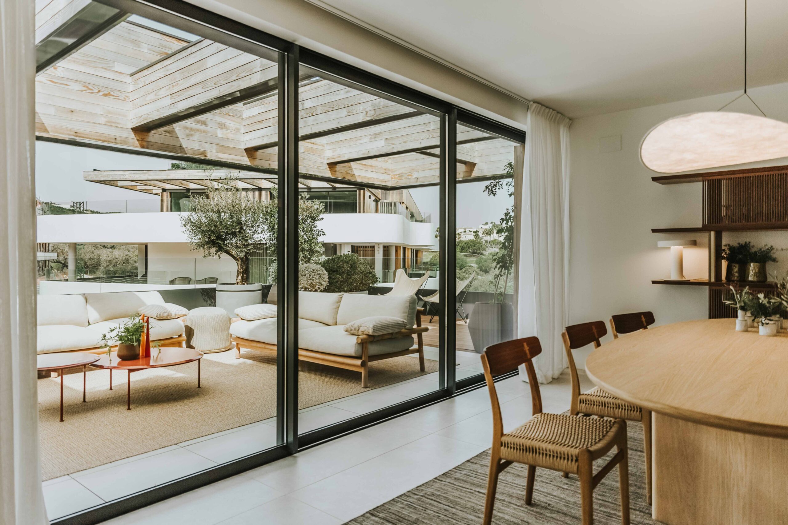 2Exterior-frontal T.W