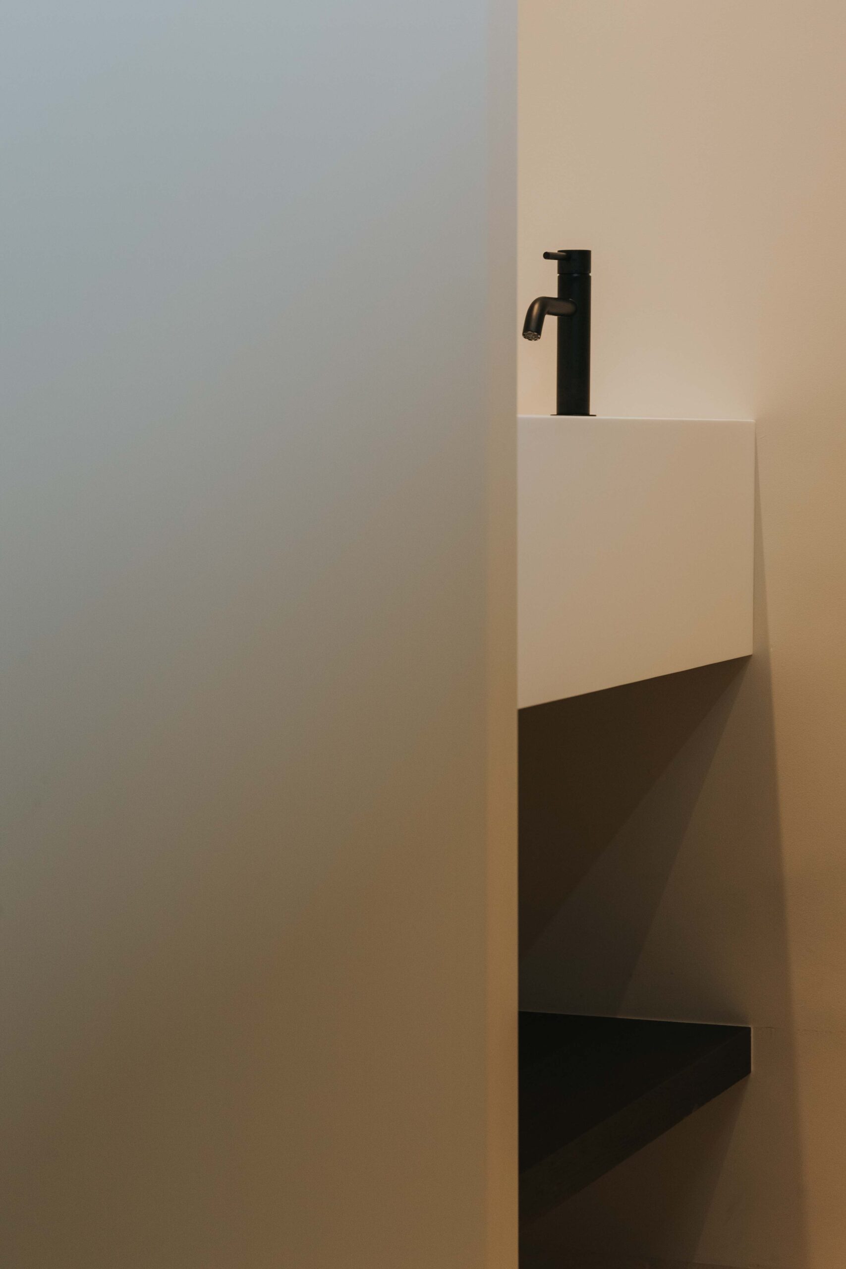 31 Armarios cuartos y baños.TW Suelo y vigas de madera.TW