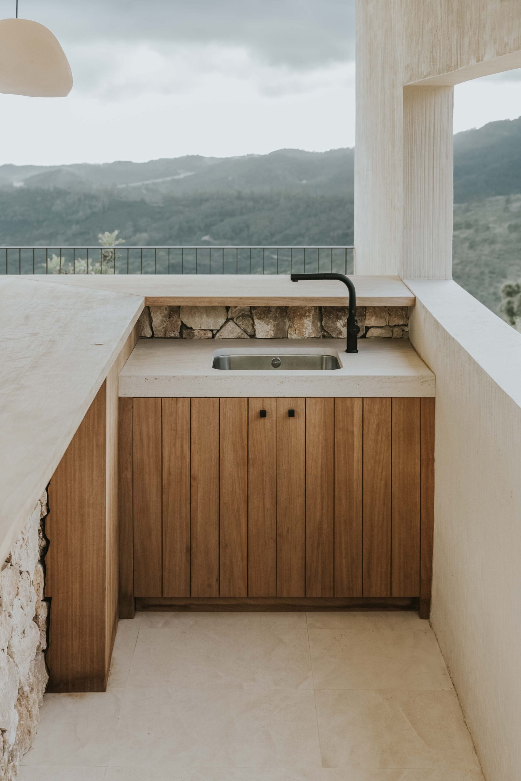 4 Barra exterior de madera.TW