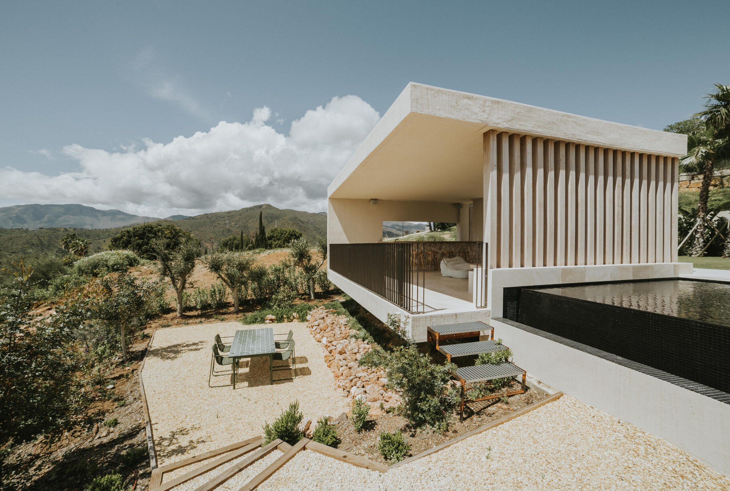 1 Villa Montemayor-A+Villas. TW