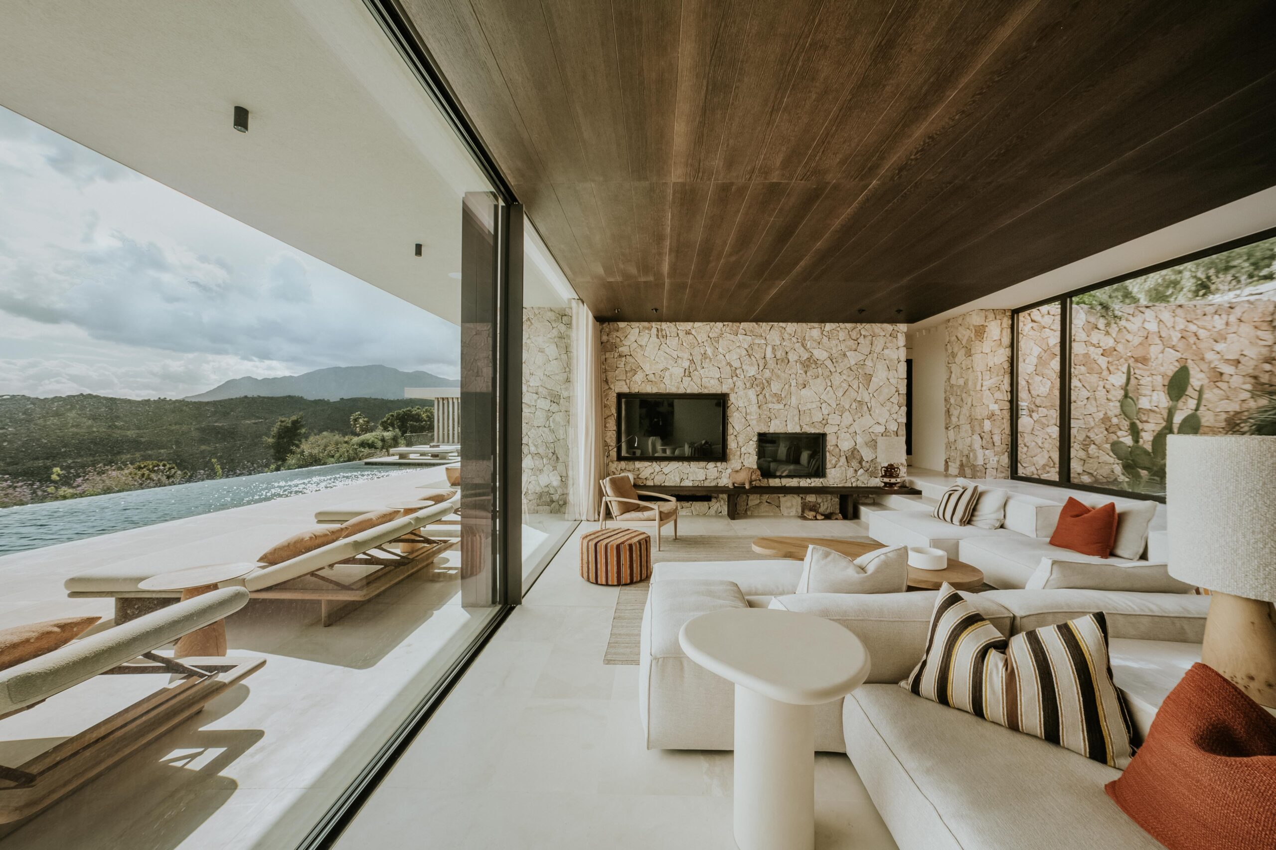 36 Villa Montemayor-A+Villas. TW