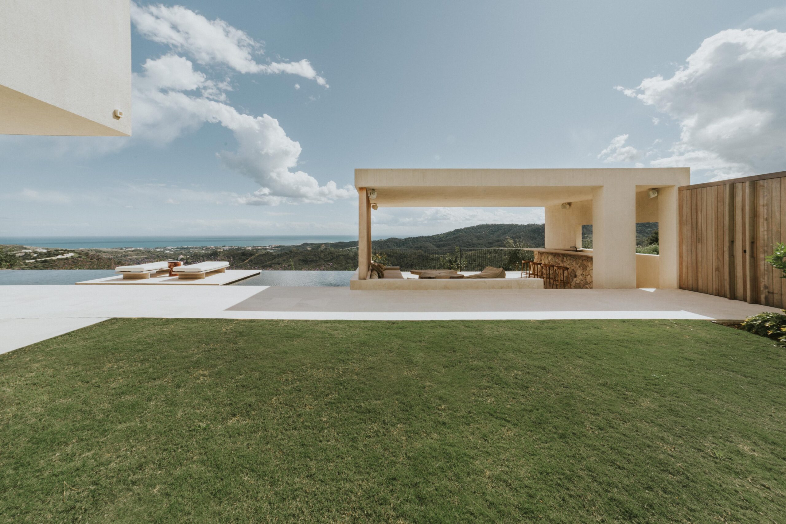 7 Villa Montemayor-A+Villas. TW